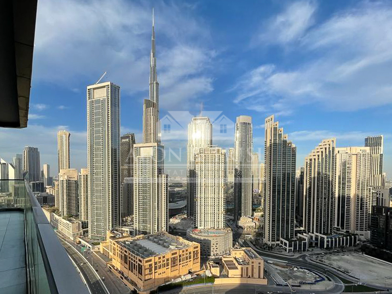 Vacant | Panoramic Burj Khalifa view | High Floor-image